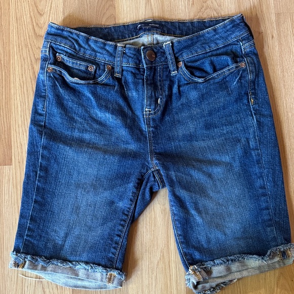 GAP Factory Classic Blue Jean Shorts - Picture 2 of 6